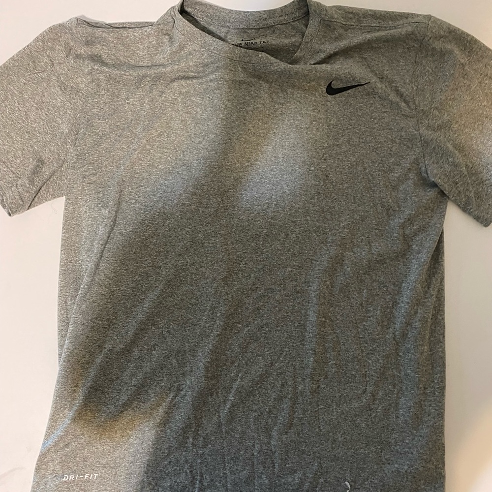 nike mens short sleeve athletic tee shirt